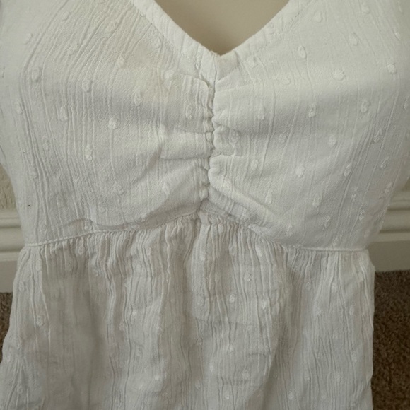 Hollister White Eyelet Puff Sleeve Crop Top - Coquette- size XS - Picture 3 of 8